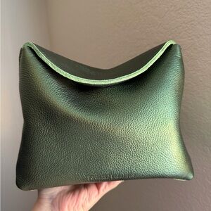 Portland Leather goods grinch, green snappy flappy pouch